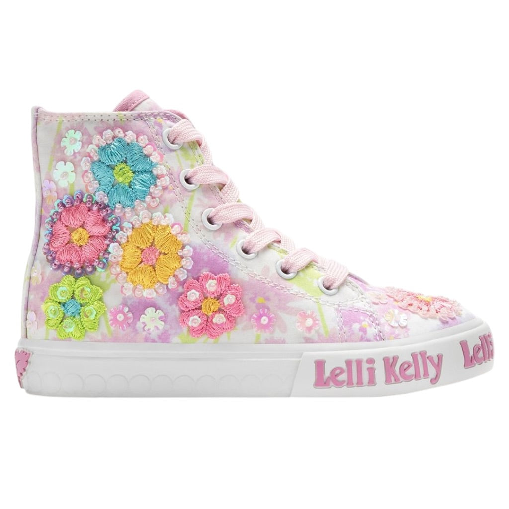 Lelli Kelly